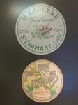 Vystavené sýrové etikety
